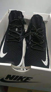 Nike Air Max 270 Flyknit Black White - 4