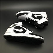 Nike Air Jordan 1 Mid White Black 554724-113 - 2