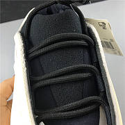 Adidas Yeezy 700V3  - 3