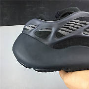 Yeezy Boost 700Coconut 700V3 Dark Soul H67799 - 4