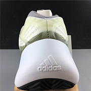 Adidas Yeezy Boost 700Coconut 700V3 white and green luminous running shoes EF9899 - 4