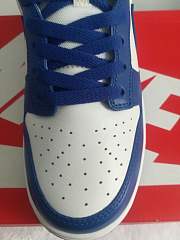 NIKE SB DUNK LOW white and blue skateboard shoes from Syracuse University of Kentucky CU1726-100 - 3