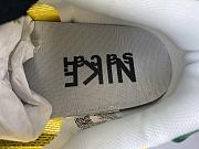Sacai x Nike Pegasua Vaporfly Yellow Green HUO green, yellow and white CI9928 300 - 4
