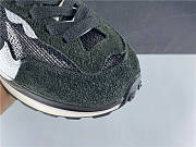 Sacai x Nike Pegasua Vaporfly Black White black and white CI9928 001 - 4