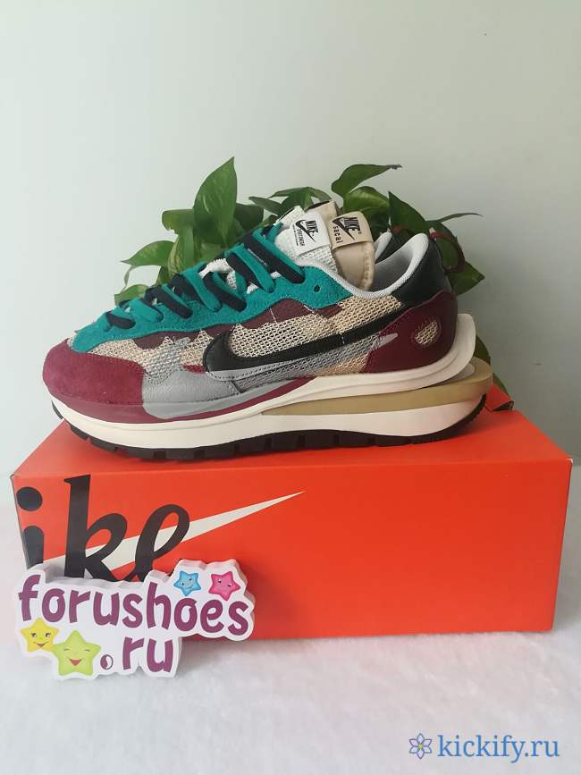 Sacai x Nike Pegasus VaporFly SP CI9928 301 - 1