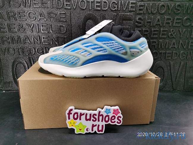 Adidas Yeezy Boost 700V3 blue luminous G54850  - 1