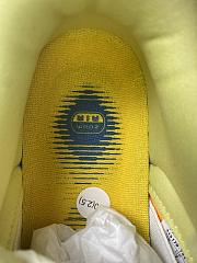 Nike SB Dunk Low PREM Newcastle Beer Gold Box 313170-741 - 5