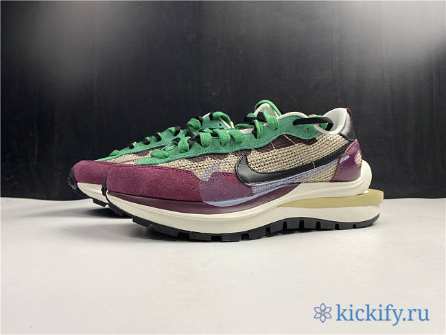 Sacai X Nike VaporWaffle Purple - 1