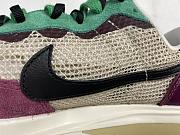 Sacai X Nike VaporWaffle Purple - 2