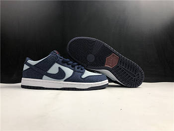 Nike SB Dunk Low Deep Sapphire Levi 854866-444