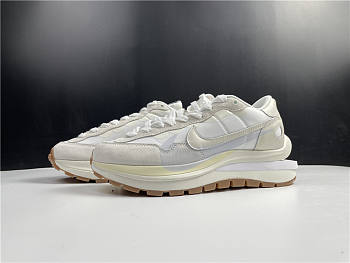 Nike sacai x Nike VaporWaffle 3.0 all-white double hook DD1875-100