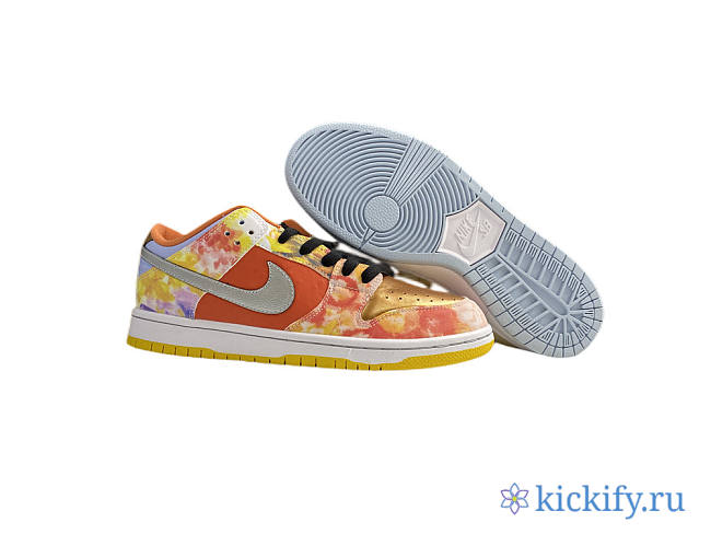 Nike SB Dunk Low  - 1