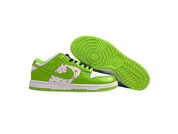 Supreme x Nike SB Dunk Low white-green crocodile pattern DH3228-101