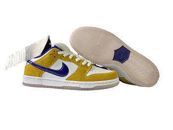 Nike SB Dunk Low Laser Orange Lakers purple gold skateboard shoes BQ6817-800