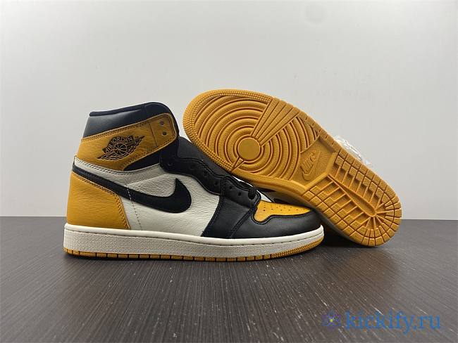 Nike Air Jordan 1 Retro High OG Taxi 555088-711 - 1