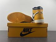 Nike Air Jordan 1 Retro High OG Taxi 555088-711 - 4