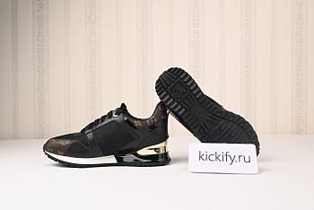 L0uis Vittan Run Away Black Monogram (W) 1A3CW4
