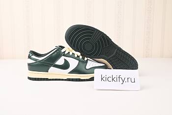 Nike Dunk Low Vintage Green DQ8580-100