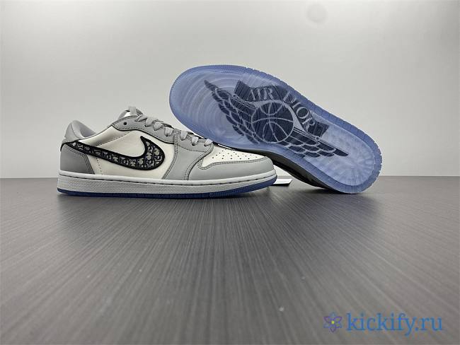 Nike Air Jordan 1 Retro Low D1or  CN8608 002 - 1