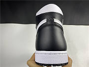 Nike Air Jordan 1 Retro High OG black and white 555088-010 - 3