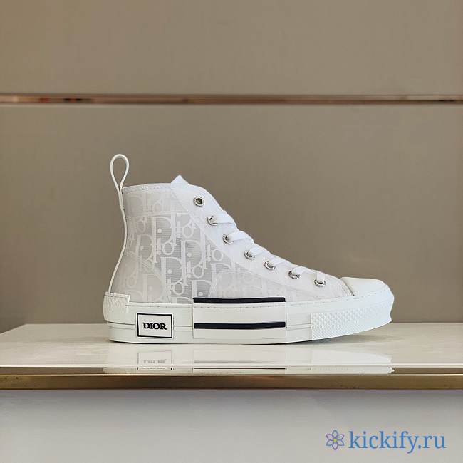 D1or B23 High Top Oblique - 1