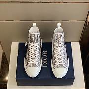 D1or B23 Top Logo Oblique - 5