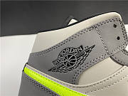 Nike Air Jordan 1 Mid Gunsmoke Volt 554724-072 - 4