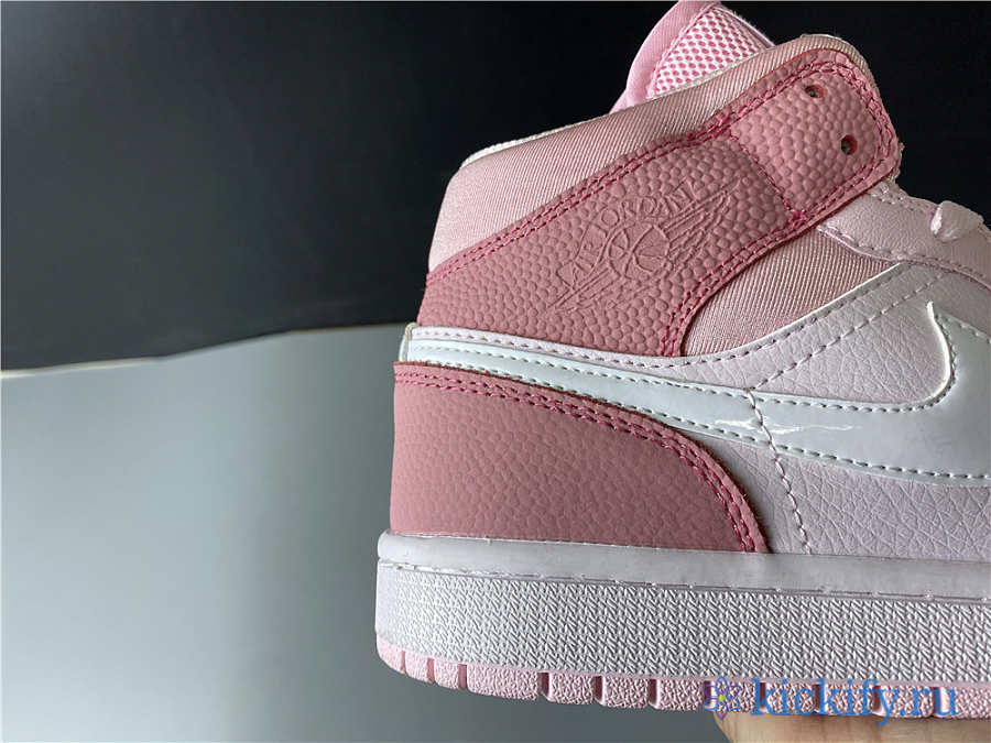 aj1 mid digital pink