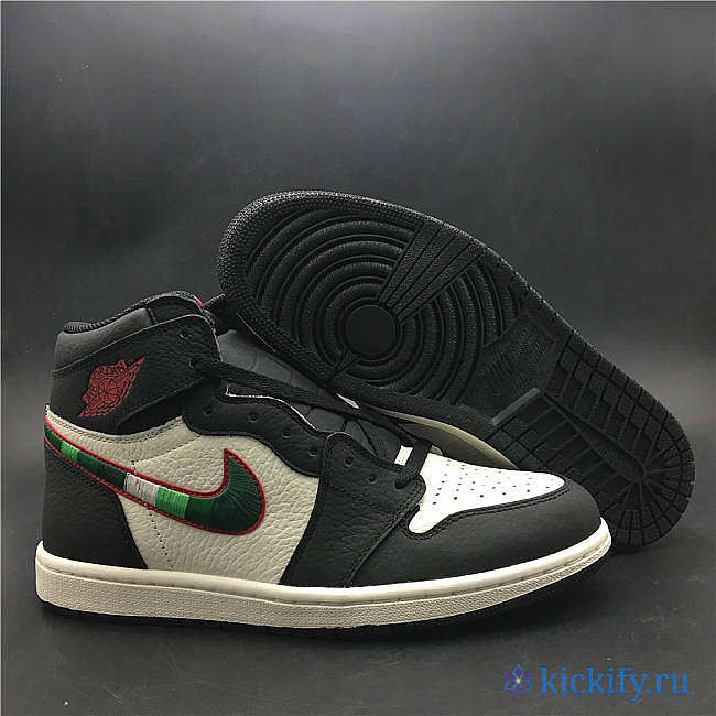 Nike Air Jordan 1 Retro High OG Sports Illustrated 555088 015 - 1