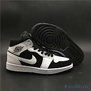 Nike Air Jordan 1 Mid White Black 554724-113 - 1