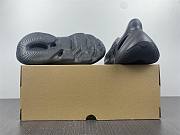 Adidas Yeezy Foam RNR Onyx HP8739 - 3