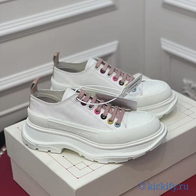 Alexender McQveen 092301 - 1