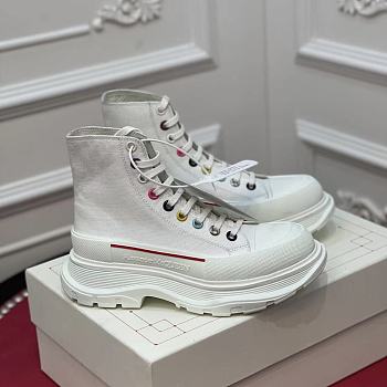 Alexender McQveen 092302