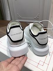 Alexender McQveen 092303 - 4