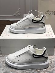 Alexender McQveen 092303 - 2