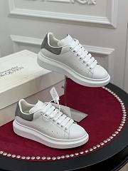 Alexender McQveen 092304 - 2