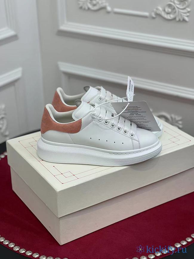 Alexender McQveen 092305 - 1