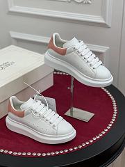 Alexender McQveen 092305 - 2