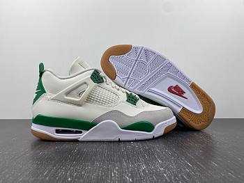 Nike Air Jordan 4 Retro SB Pine Green DR5415-103
