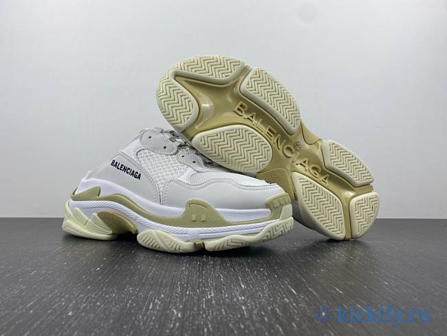 Baliciaga Triple S White (2021) (Women's)524036 W2CA1 9000 - 1