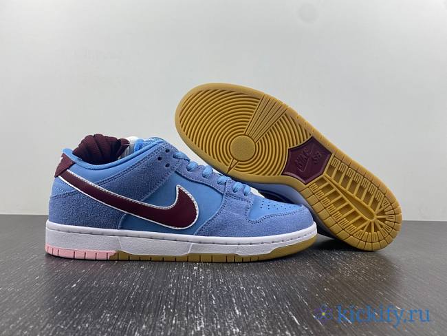 Nike SB Dunk Low Philadelphia Phillies DQ4040-400 - 1