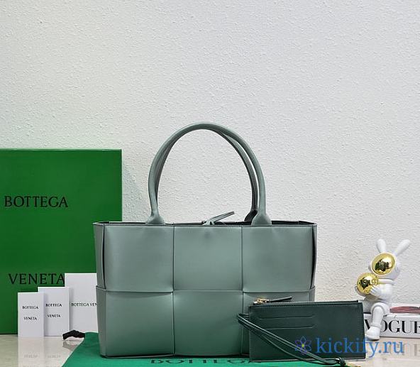 B0ttega Veneta Arco Tote Dark Green Bag - 1