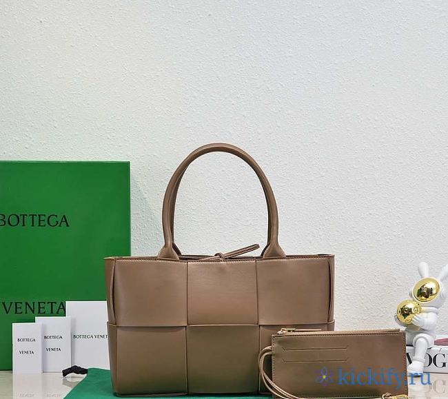 B0ttega Veneta Arco Tote Brown Bag - 1