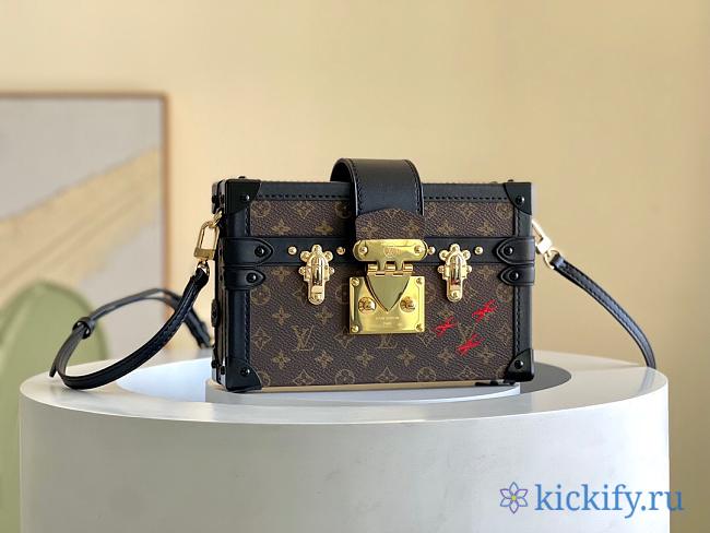 Louis Vittan Box Bag - 1