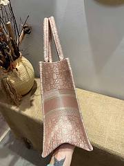 D1or BOOK TOTE IN LIGHTS - 3