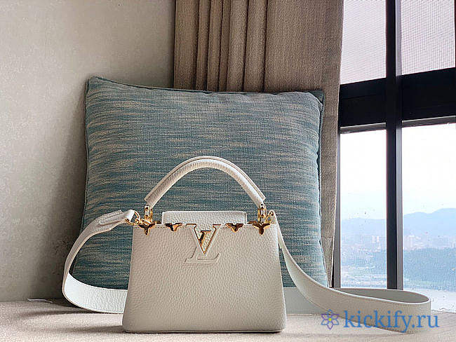 Louis Vittan Capucines Mini Bag M56669 in White - 1