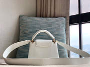 Louis Vittan Capucines Mini Bag M56669 in White - 5