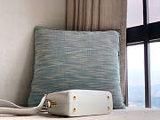 Louis Vittan Capucines Mini Bag M56669 in White - 4