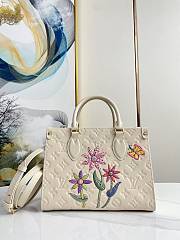 Louis Vittan ONTHEGO bag white - 1