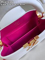 Louis Vittan M22122 Capucines Capushell bag white - 6